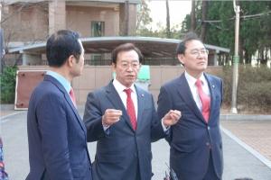 국회 산자중기위 한국당 의원들, 박영선 후보자 의혹과 관련해 구로구청 및 자택 방문